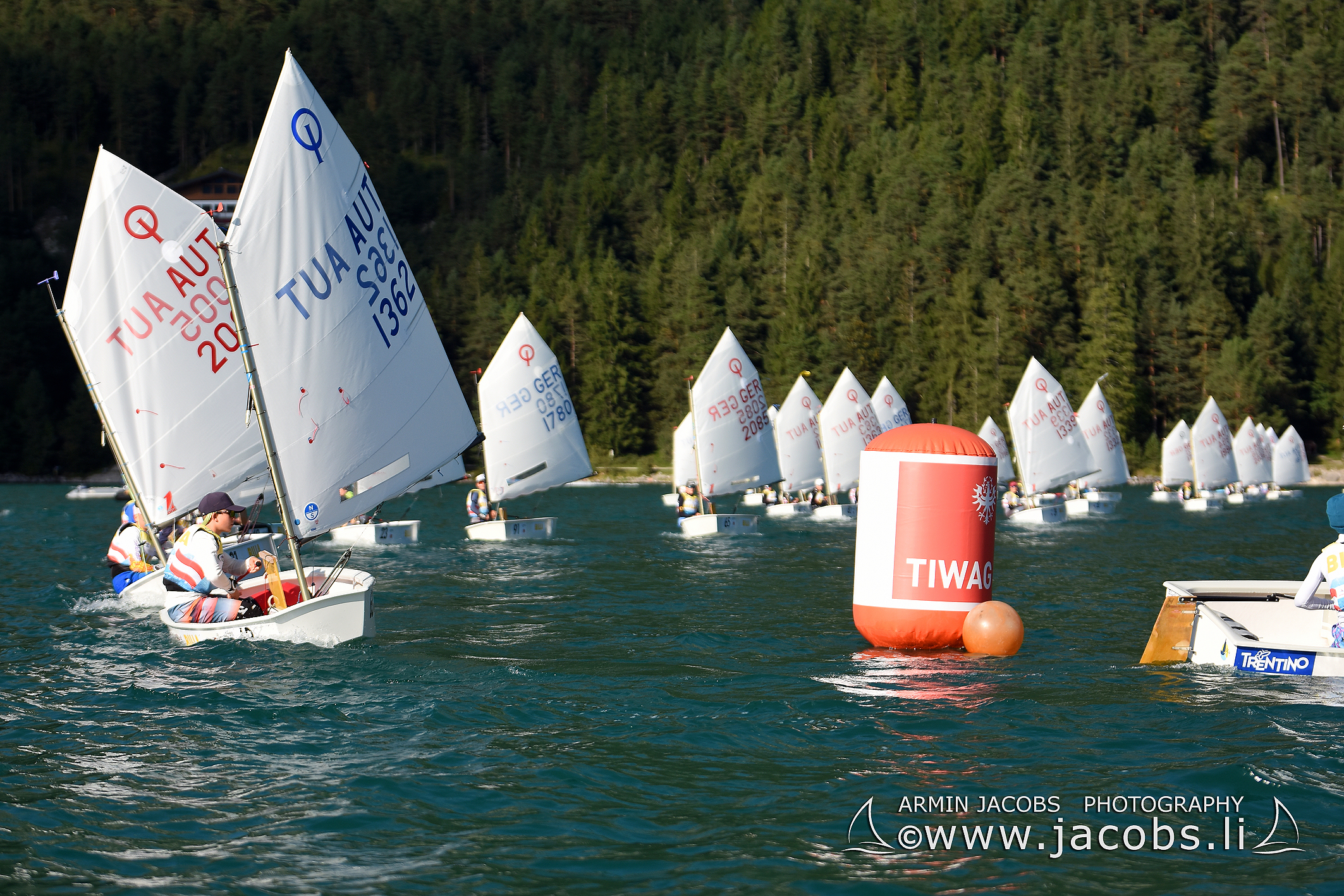 © Http://www.foto Jacobs.de Professionelle Wassersportfotografie Fotostudio Jacobs D 88131 Lindau Bodensee